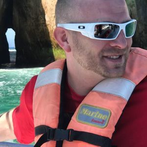 Meet your Posher, Adam